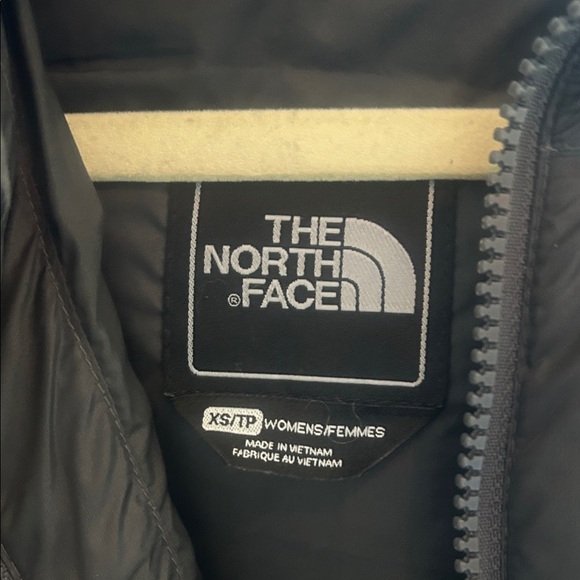The North Face Charcoal Gray Puffer Coat - Picture 2 of 10